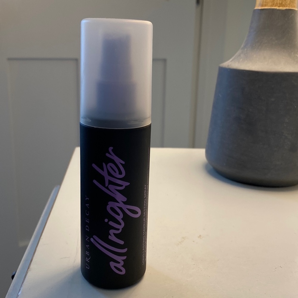 NEW Urban Decay Makeup Setting Spray